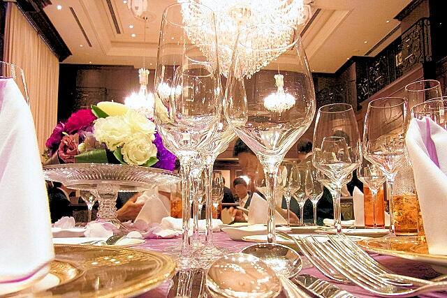 ni@uC_tFA̎\T[rX\񂷂